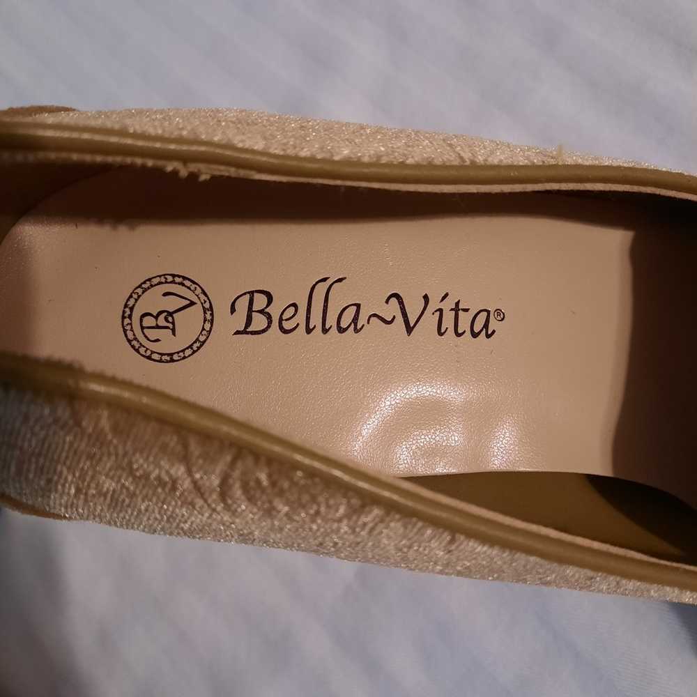 Bella Vita Gold Velvet Shoes Size 11N - image 5