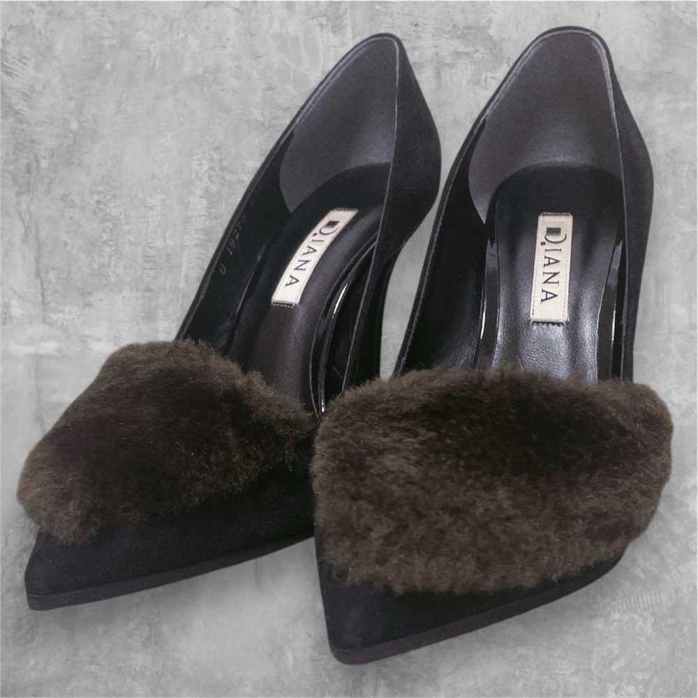 Beautiful item✨ DIANA Fur-Trimmed Pointed-Toe Hee… - image 2