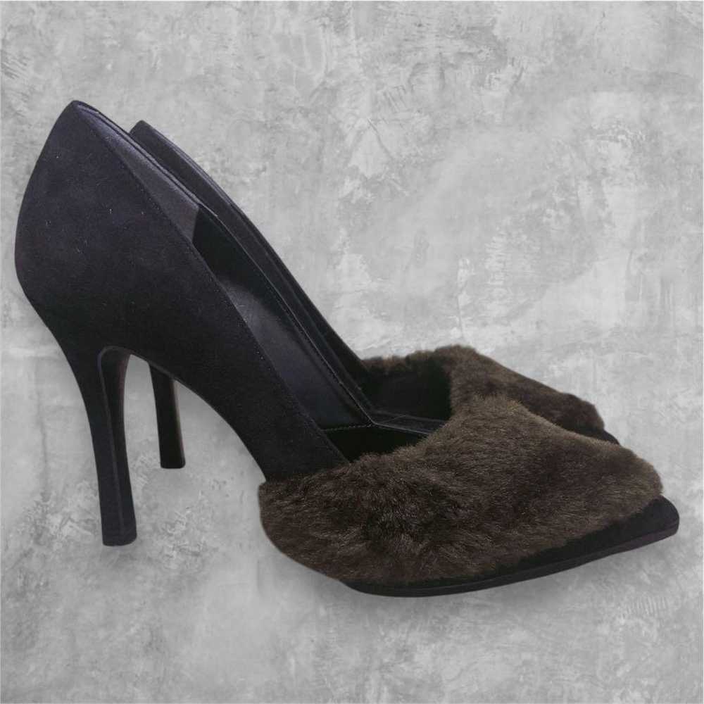 Beautiful item✨ DIANA Fur-Trimmed Pointed-Toe Hee… - image 3