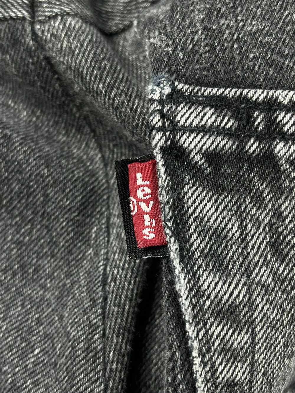 Levi's × Vetements SS17 Vetements Reworked Distre… - image 7