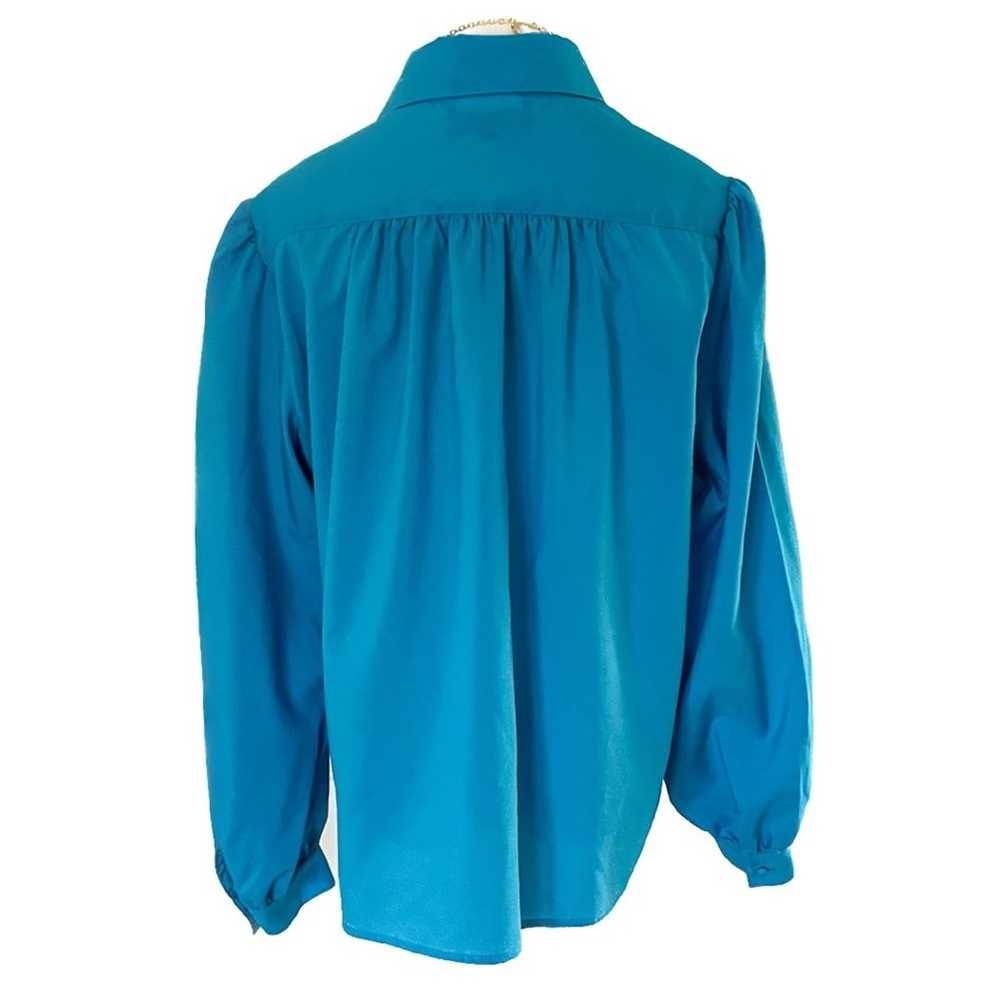 Vintage vibrant aqua blue puff shoulder button do… - image 4