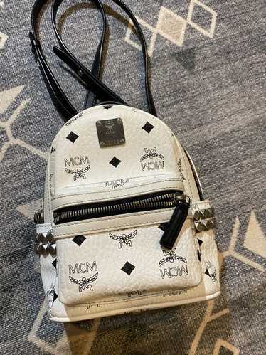 MCM MCM White/Black Visetos Mini Stark-Bebe Boo Ba