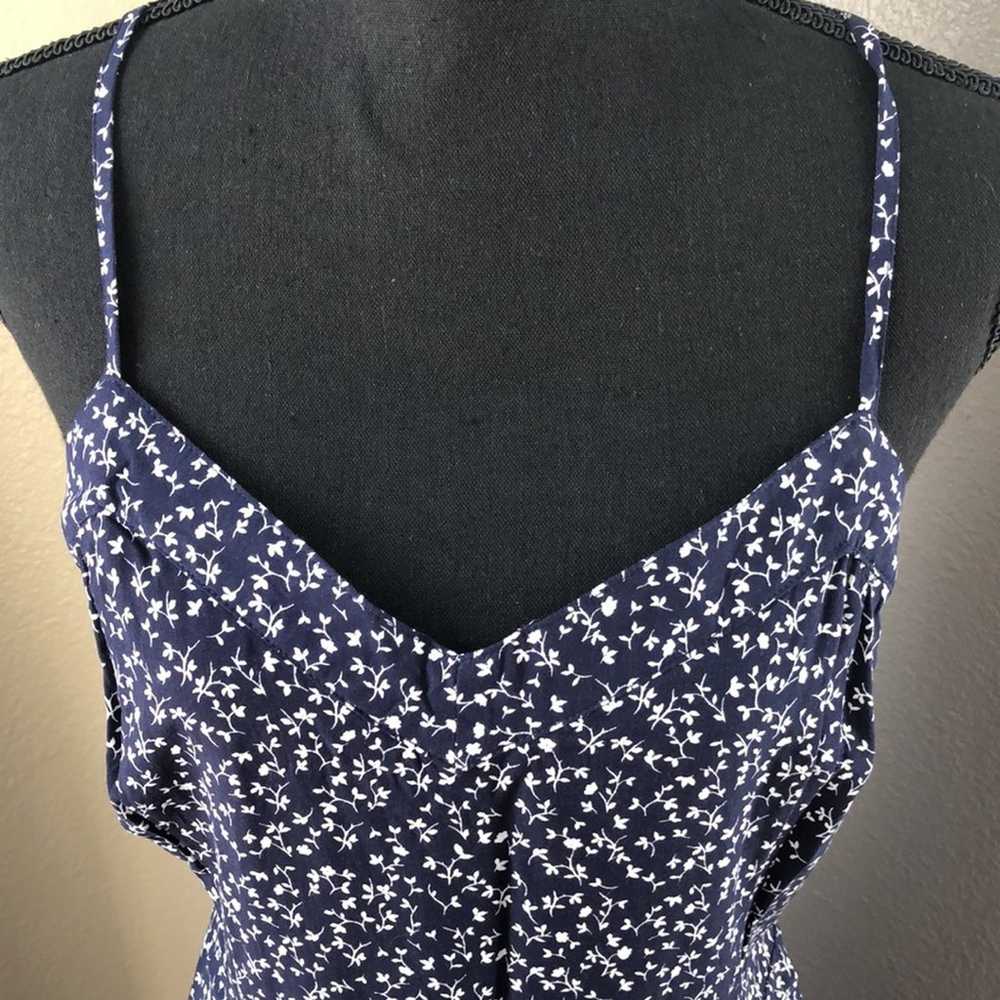 GAP navy blue sundress with white floral pattern - image 2