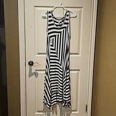 PHILOSOPHY Black and White Striped Sleeveless Dres