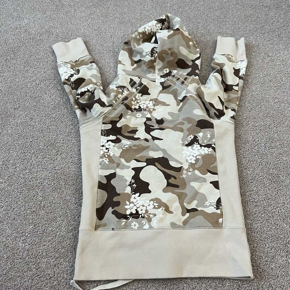 Vintage Y2K Limited Too Camo V Neck Cropped Hoodi… - image 3