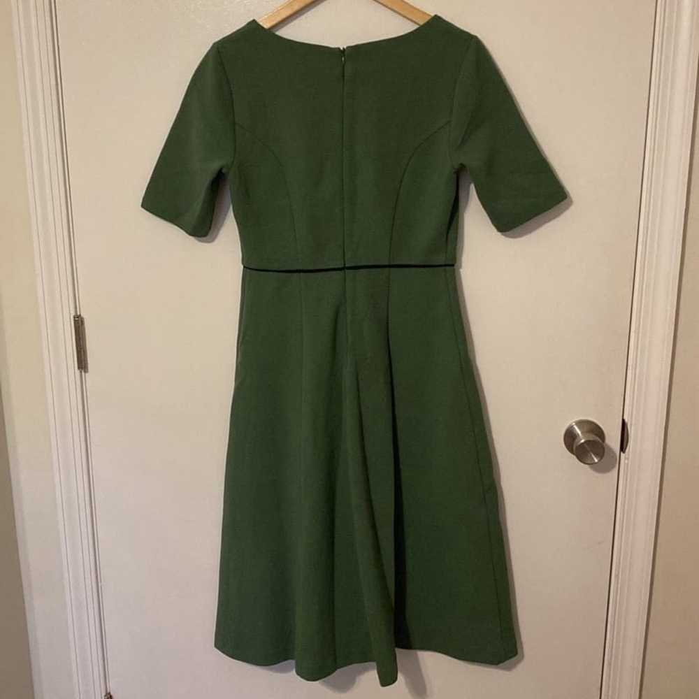 Chic green Boden dress size 10P - image 2