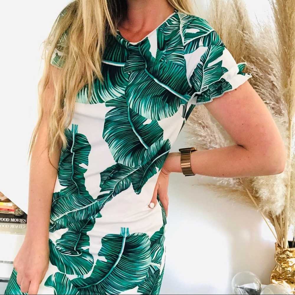 SHEIN White Green Palm Leaf Tropical Print Ruffle… - image 3