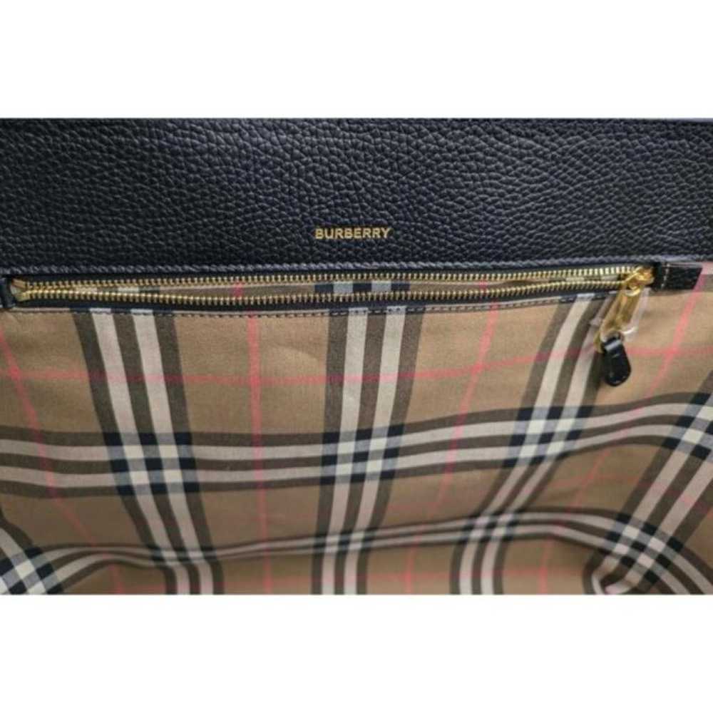 Burberry Leather tote - image 6