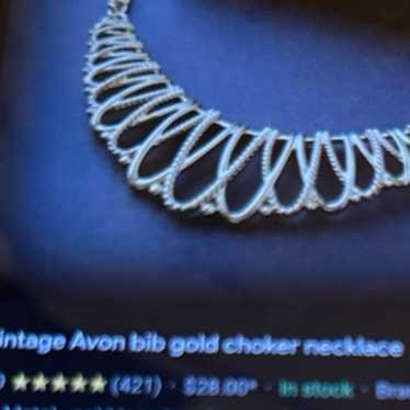 New Vintage Avon Gold Tone Necklace