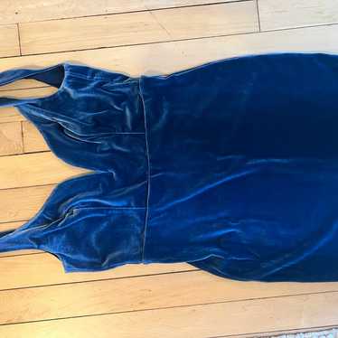 Express nwot size 4 velvet stretch mini - image 1