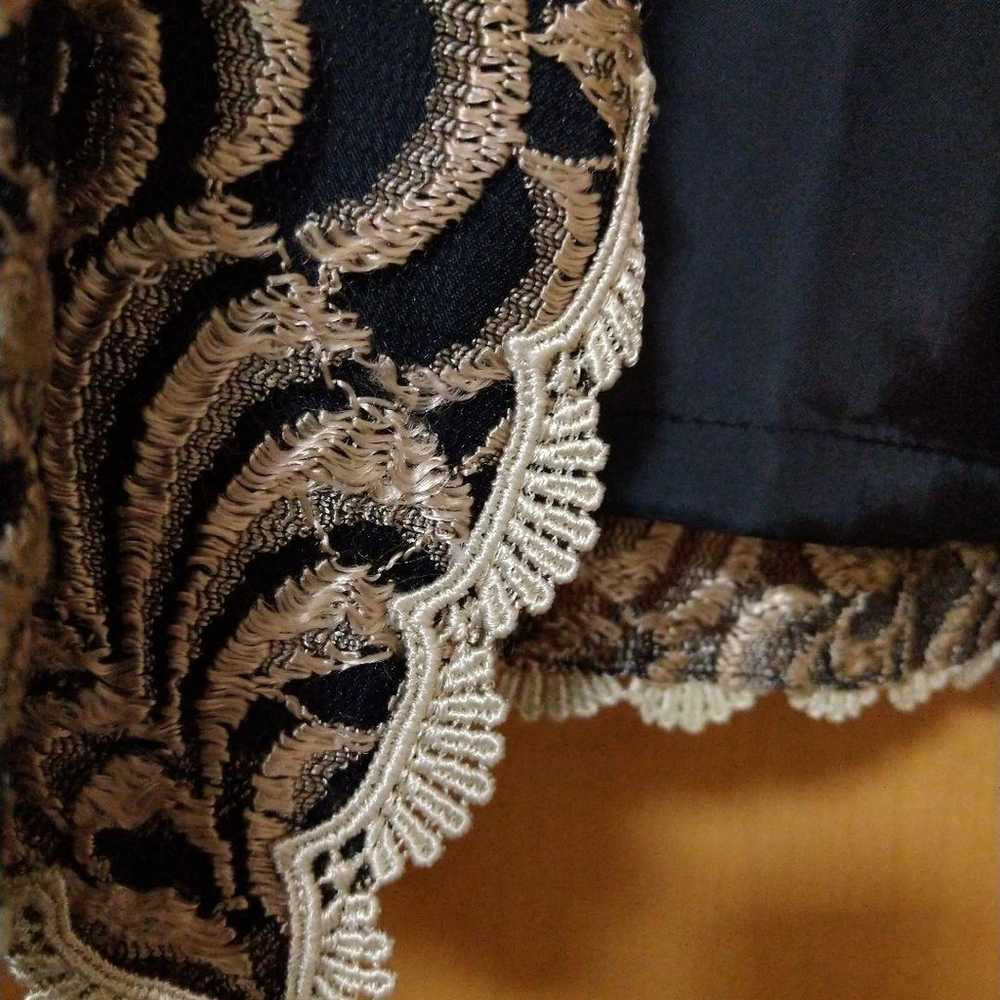 Black and gold embroidered cardigan - image 4