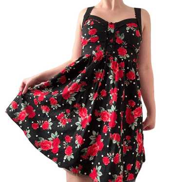 Hot Topic Small Pin Up Floral Rose Black White Red