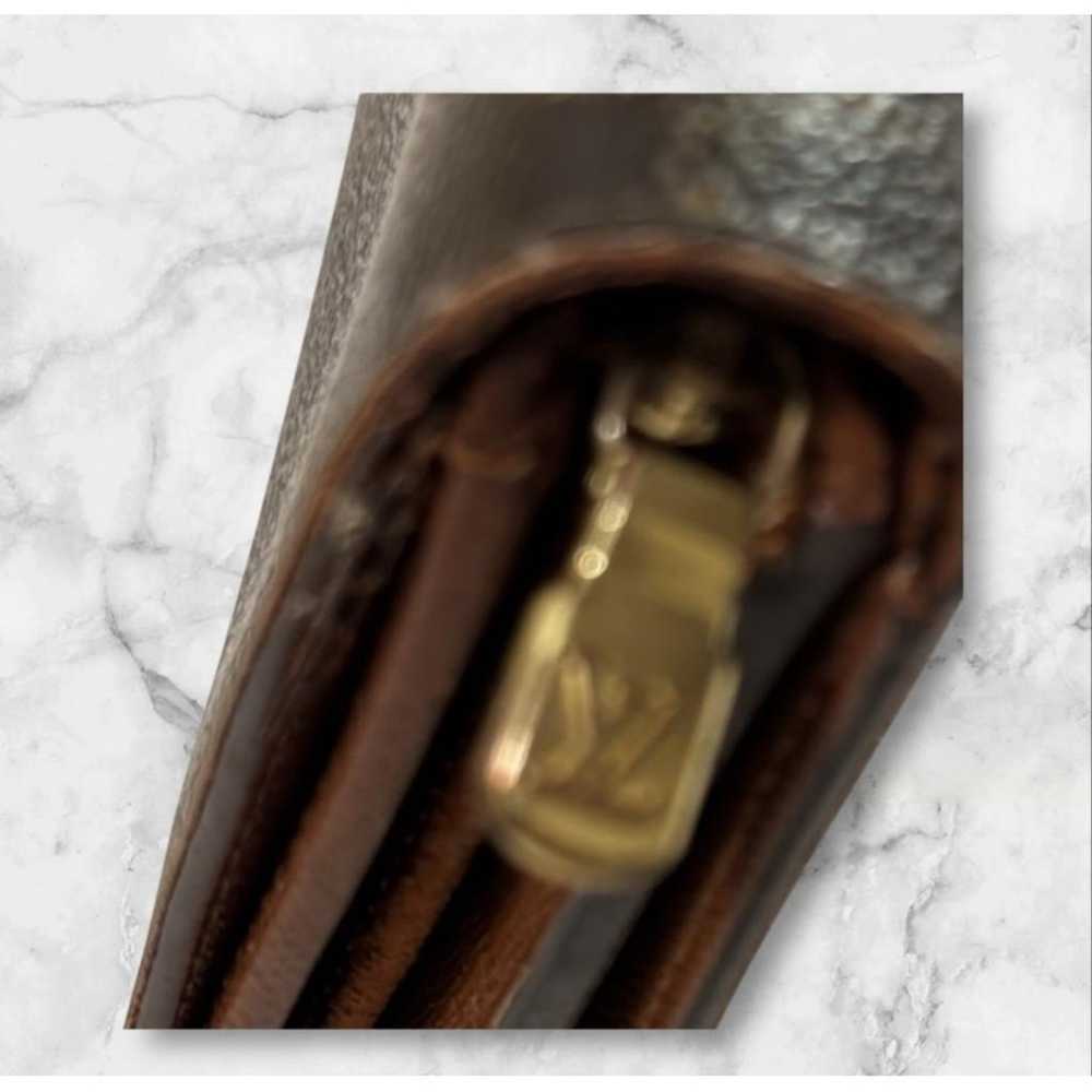 Louis Vuitton Leather clutch - image 10