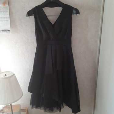 Black V-neck party dress - image 1