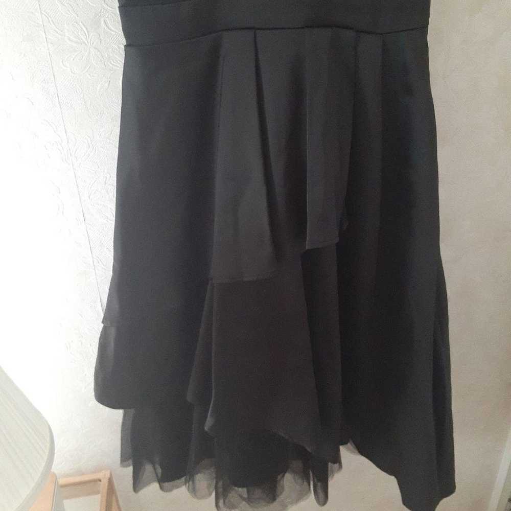 Black V-neck party dress - image 3