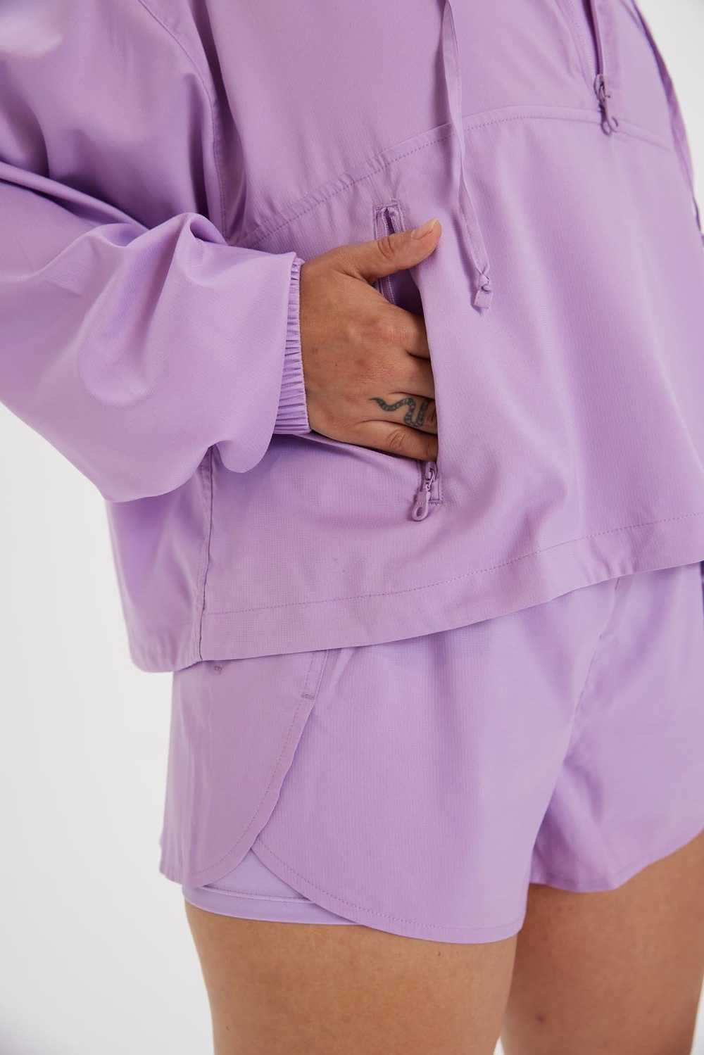 Girlfriend Collective Lilac Huddle Half-Zip Windb… - image 3