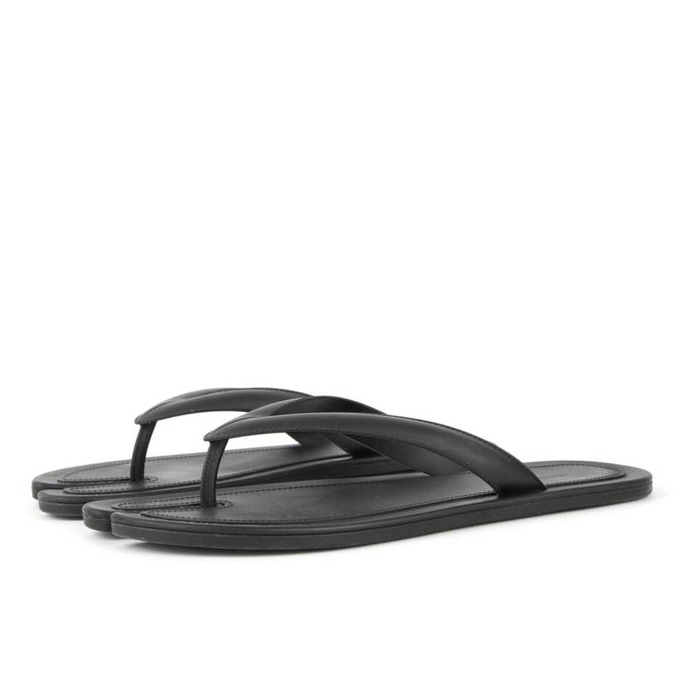 Maison Martin Margiela Tabi flip flops - image 2