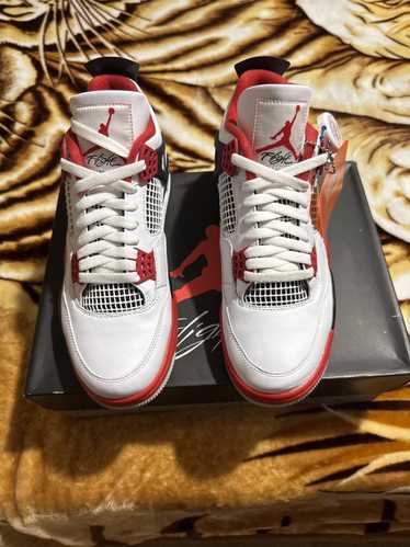 Jordan Brand Air Jordan Retro 4 FIRE RED