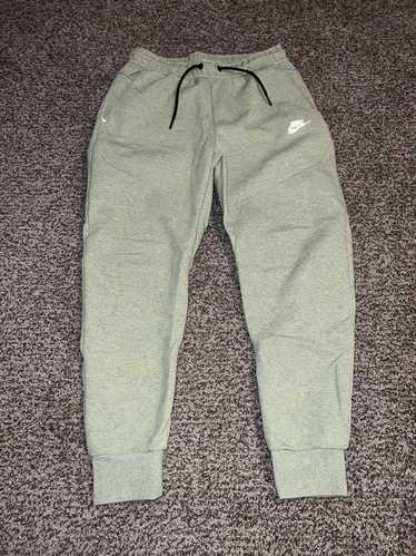 Nike Nike Tech Fleece Light Army Green Recycle Pa… - image 1