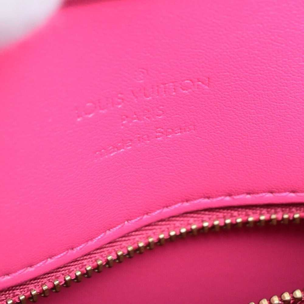 Louis Vuitton Reade Pink Patent Leather Shoulder … - image 11