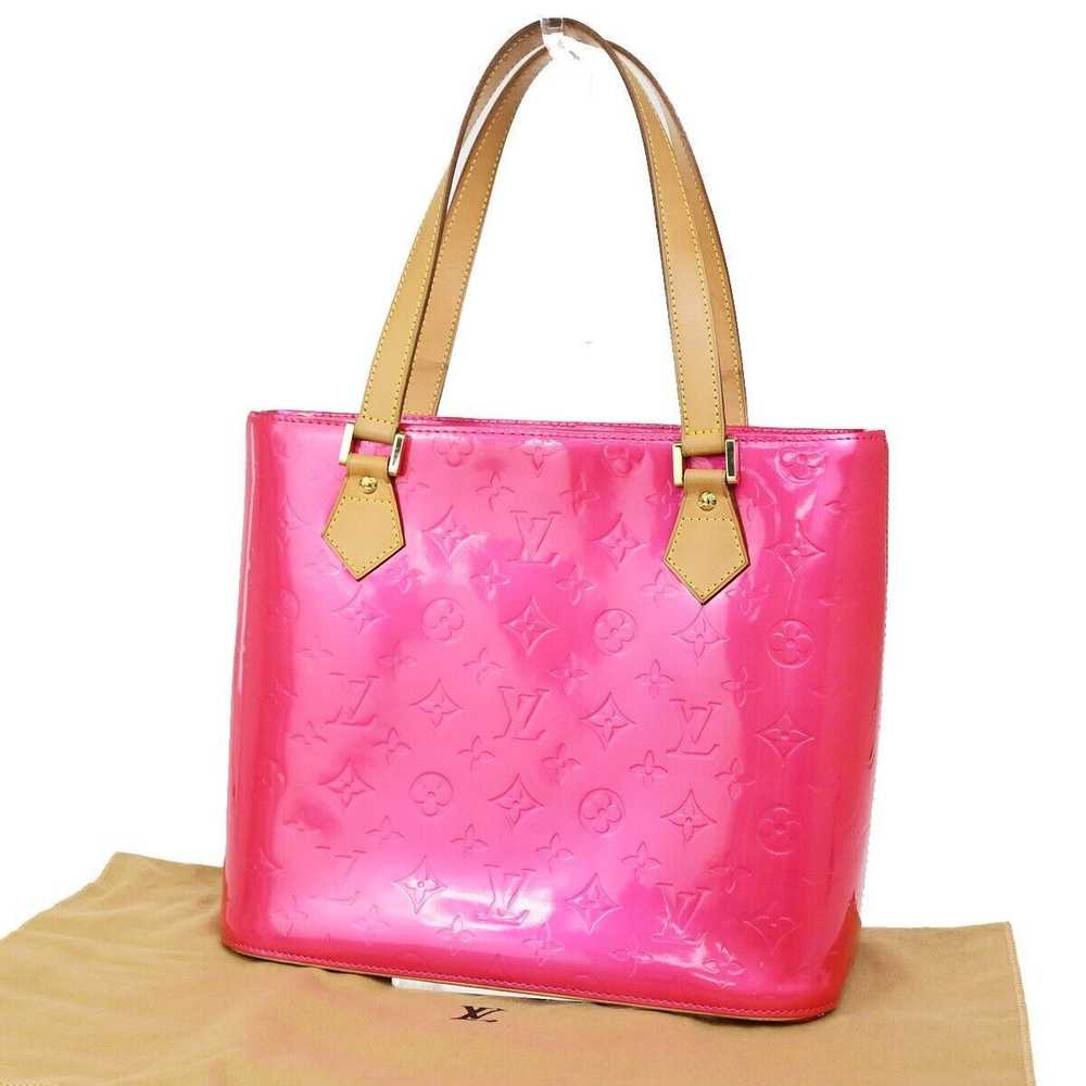 Louis Vuitton Reade Pink Patent Leather Shoulder … - image 1