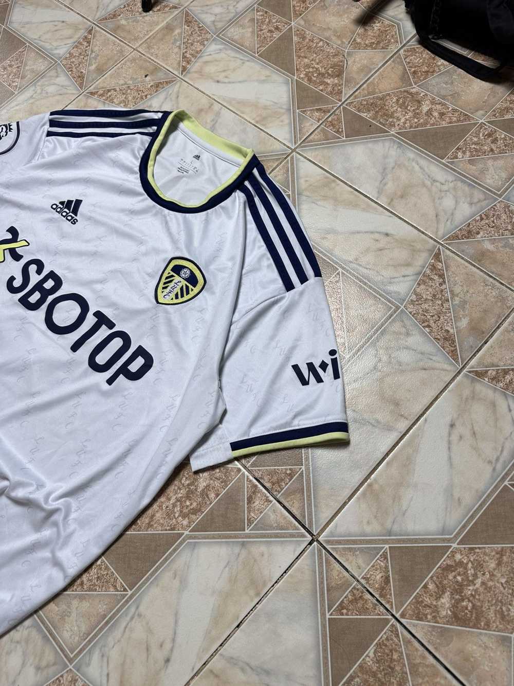 Adidas × Soccer Jersey × Vintage LEEDS ADIDAS 202… - image 7