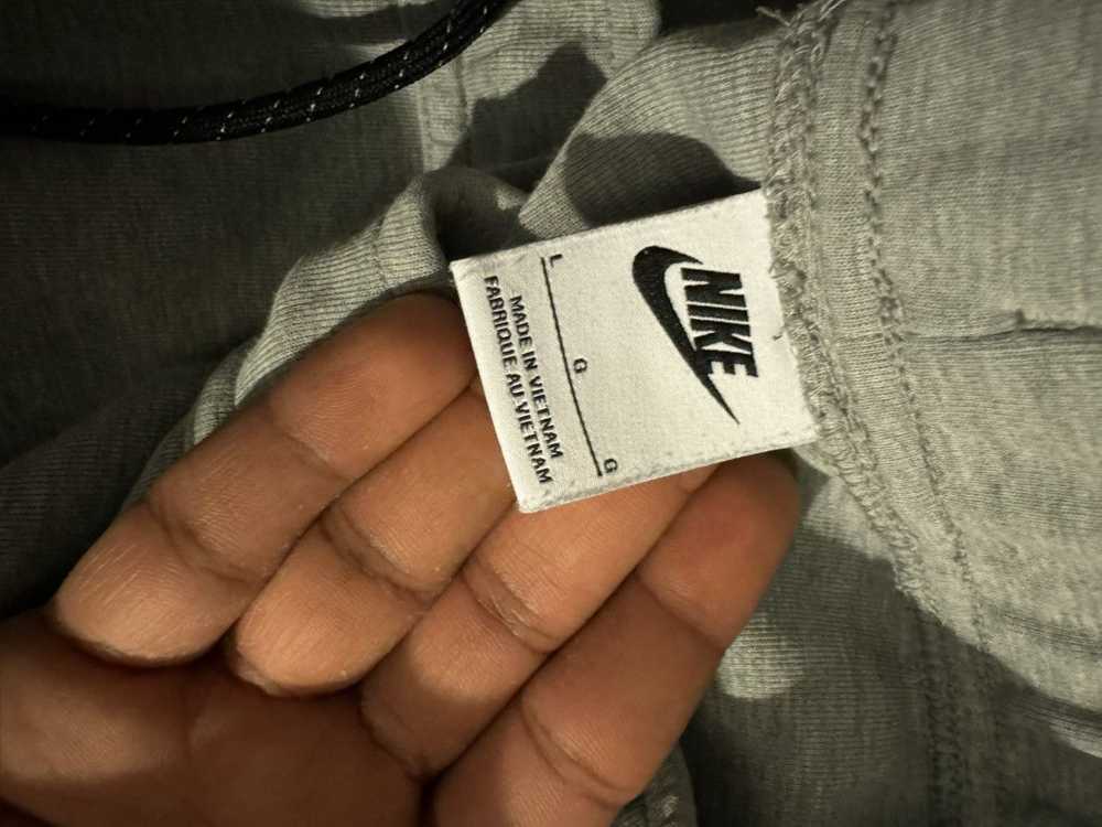 Nike Nike Sportswear Tech Fleece - image 3