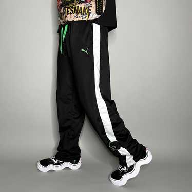 Puma × Streetwear × Vintage Puma Sweatpants Jet B… - image 1