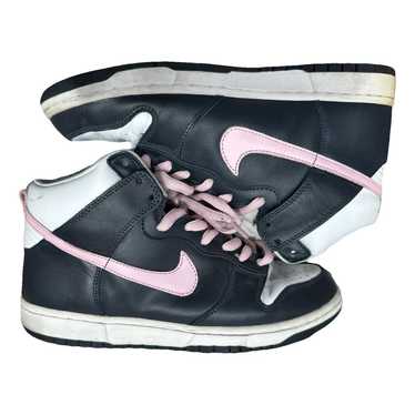 Nike SB Dunk leather lace ups