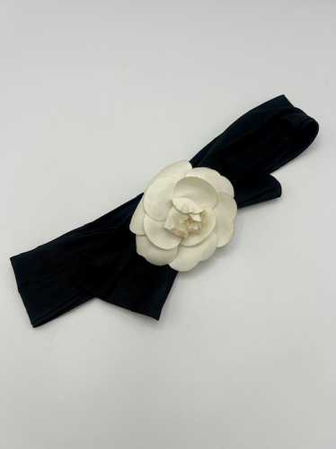 Chanel ’80s Silk Satin Camellia Headband - image 1