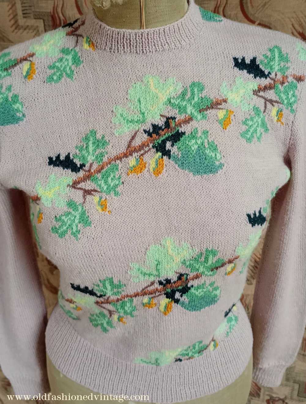 Original Vintage 1940s Hand Knitted Intarsia Oak … - image 5