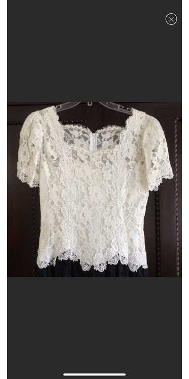 Vintage Cachet Vintage 80s White/Black Formal Lace