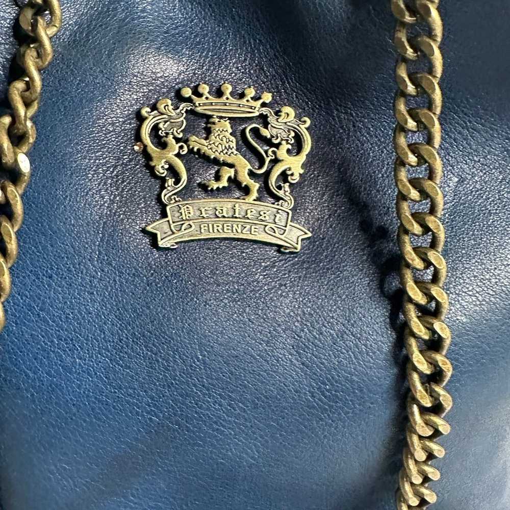 Pratesi Pienza chain Leather Bucket Bag in blue - image 3