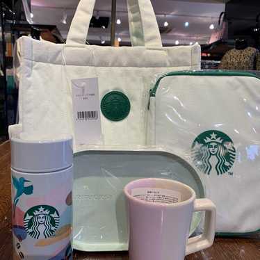 Starbucks NYC tote, tumbler and sold pouch set NWT and NYC card