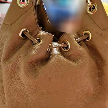 MICHAEL KORS TAN LEATHER SATCHEL HANDBAG W/ GOLD … - image 1