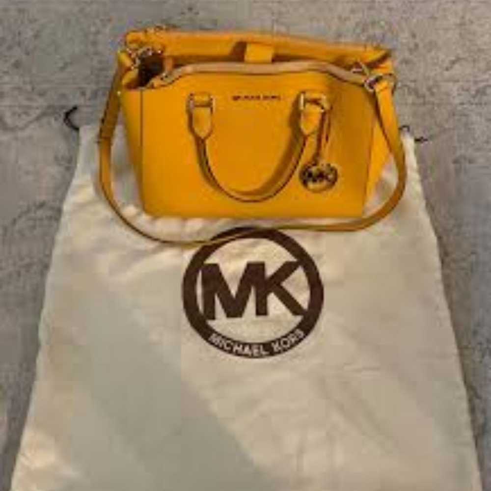 michaels kors saffiano purse FREE SHIPPING - image 1