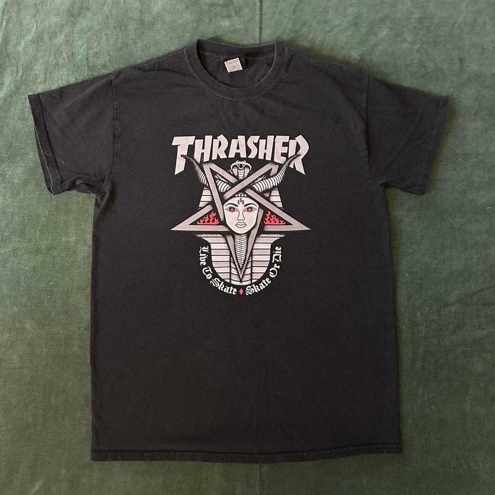 Thrasher Thrasher graphic tee no flaws - image 1