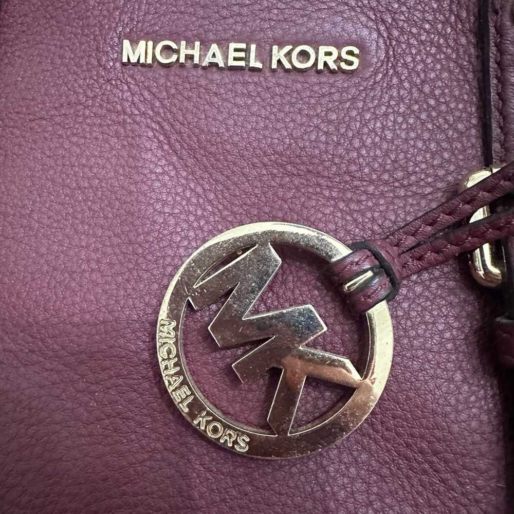 Michael Kors purse - image 10