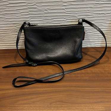 COACH Black Leather Shoulder Bag