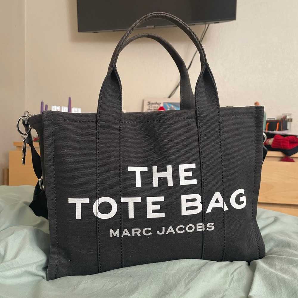 Marc Jacobs Tote Bag - image 1