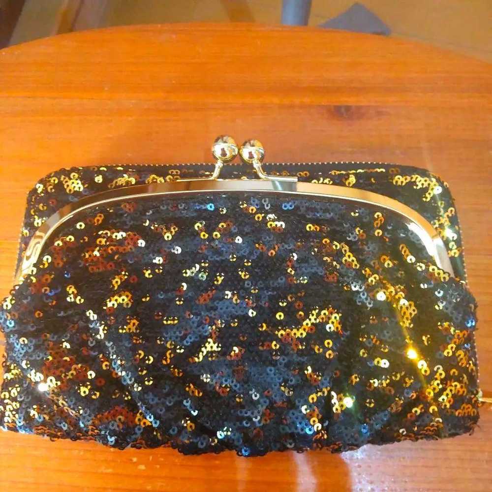 Beautiful item ✨ LeSportsac sequin clutch bag in … - image 1