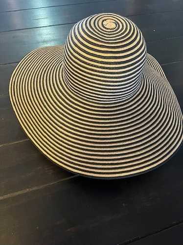 Filippo Catarzi オレンジとホワイトのハット FILIPPO CATARZI WOVEN WIDE BRIM NATURAL STRAW FLOPPY SUN HAT