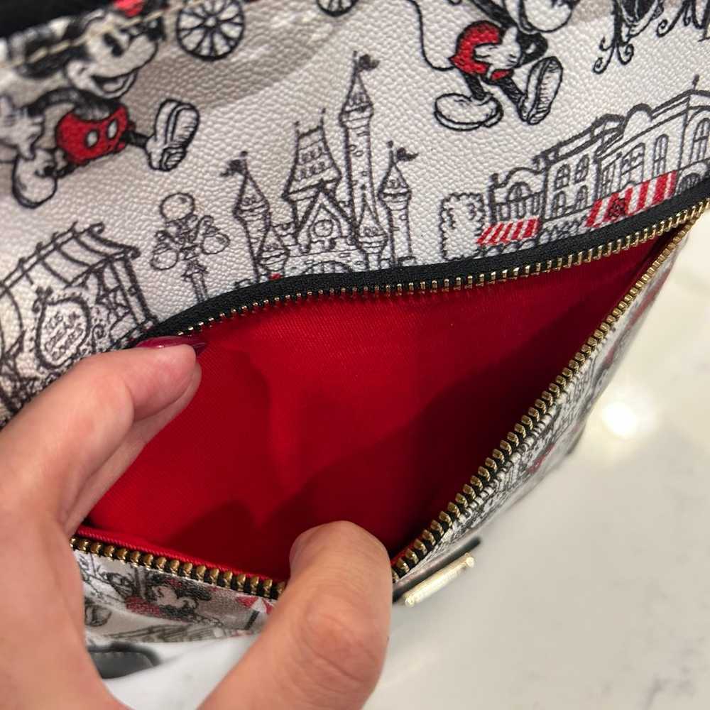 Disney Dooney & Bourke Mickey and Minnie Downtown… - image 5