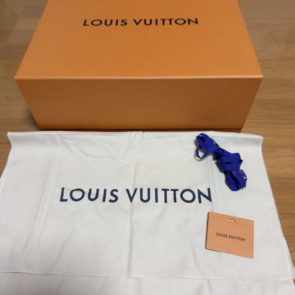 【Bargain】Louis Vuitton Empty Box Shop Bag - image 11