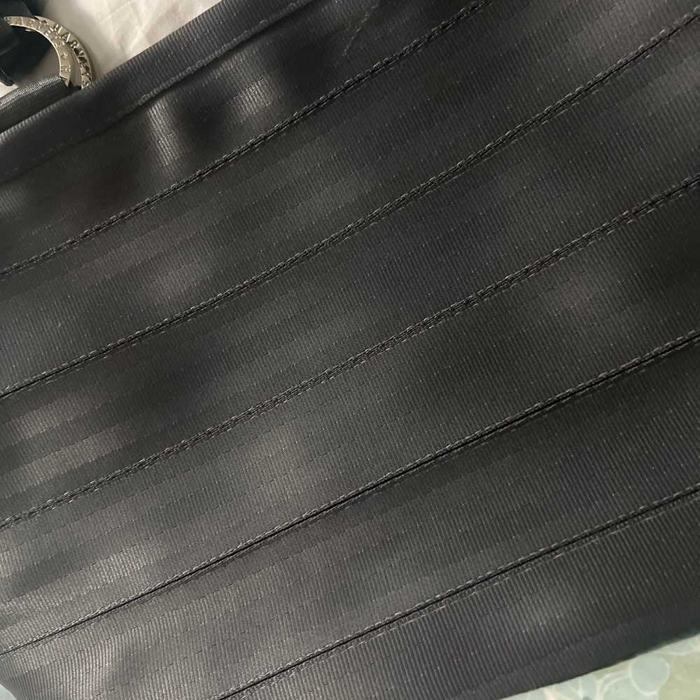 Harvey’s seatbelt bag - image 3