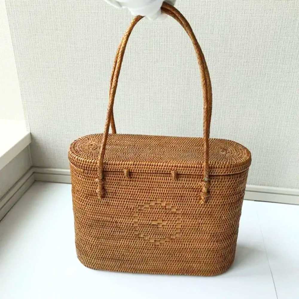 【Very Popular】Handwoven basket bag with lid made … - image 2