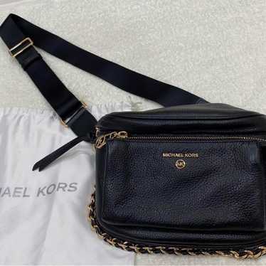 【In Excellent Condition】Michael Kors Shoulder Bag… - image 1