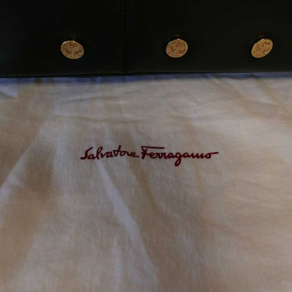 Superb quality Salvatore Ferragamo handbag tote b… - image 3