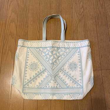 新品同様 ISSEY MIYAKE イッセイミヤケ HaaT ハート TaMaSHa