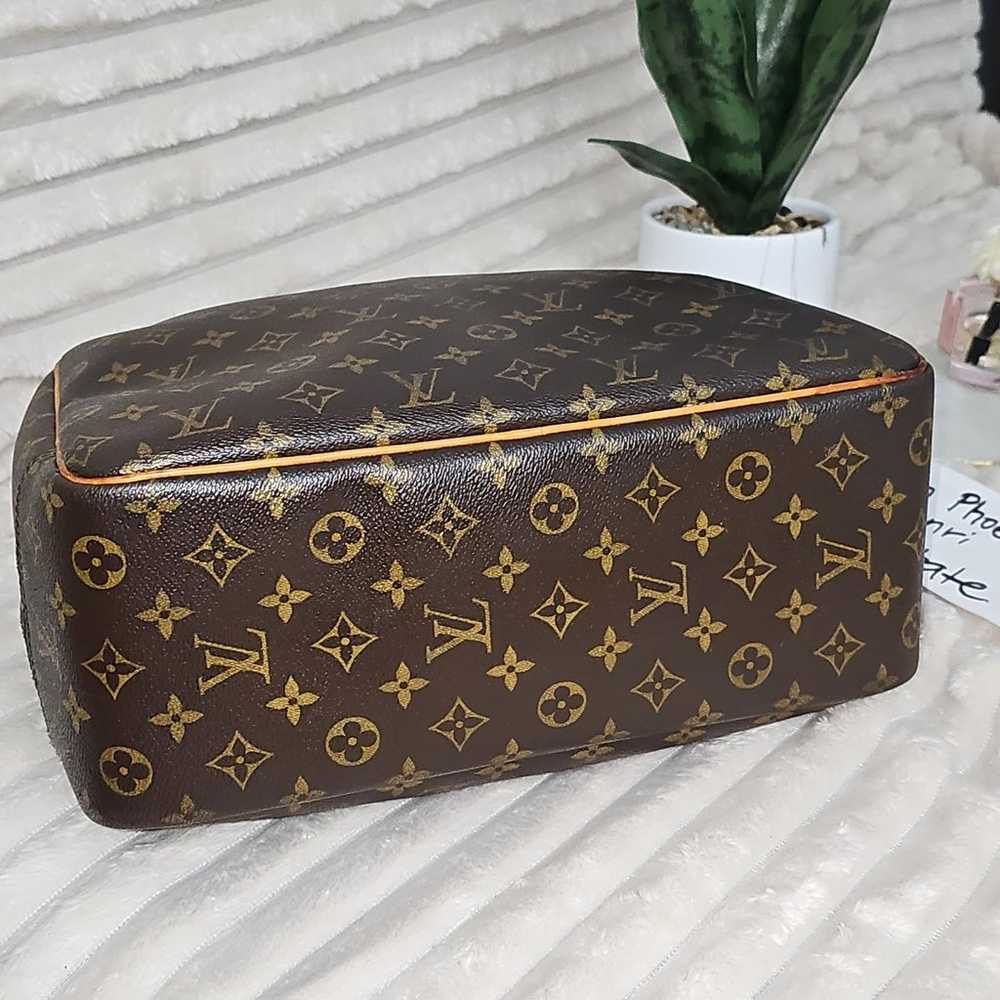 Authentic Louis Vuitton Deauville - image 12